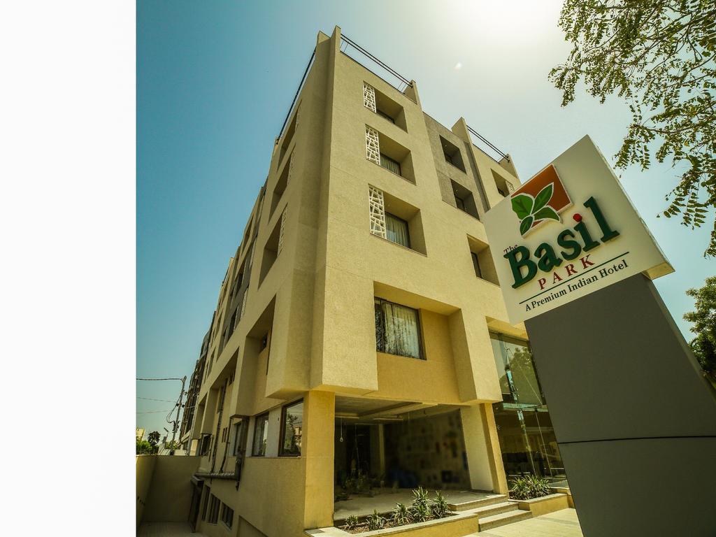 The Basil Park Ξενοδοχείο Bhavnagar Εξωτερικό φωτογραφία
